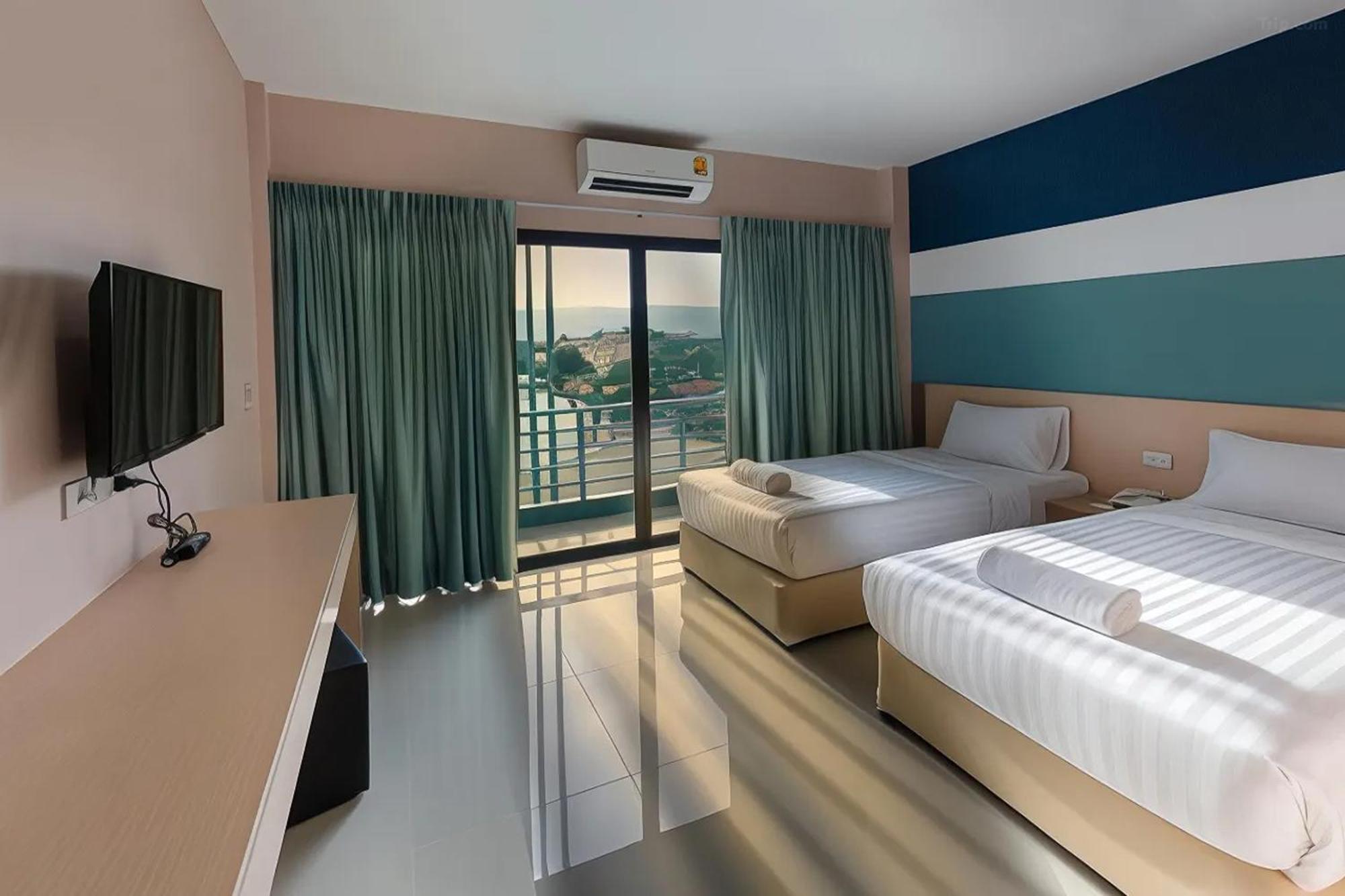 Jj Residence Phuket Town Buitenkant foto