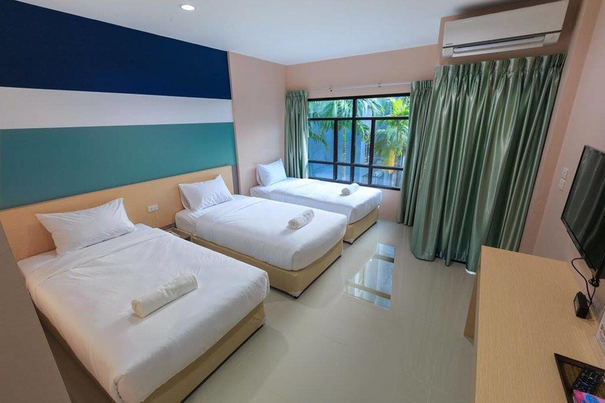 Jj Residence Phuket Town Buitenkant foto